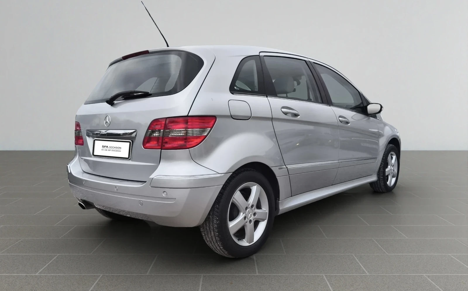 Mercedes-Benz B 170 245 - изображение 6