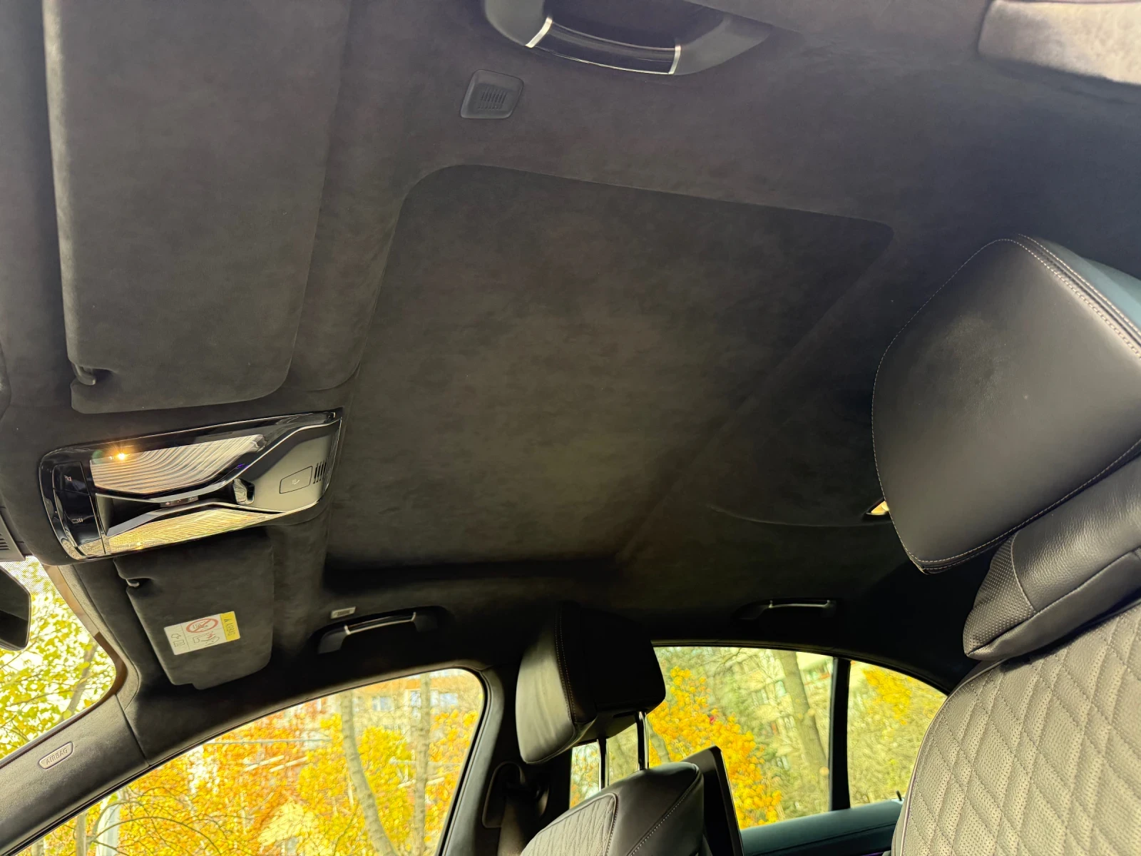 BMW 740 ГАРАНЦИОНЕН АВТОМОБИЛ, M-pack, x-drive - изображение 6