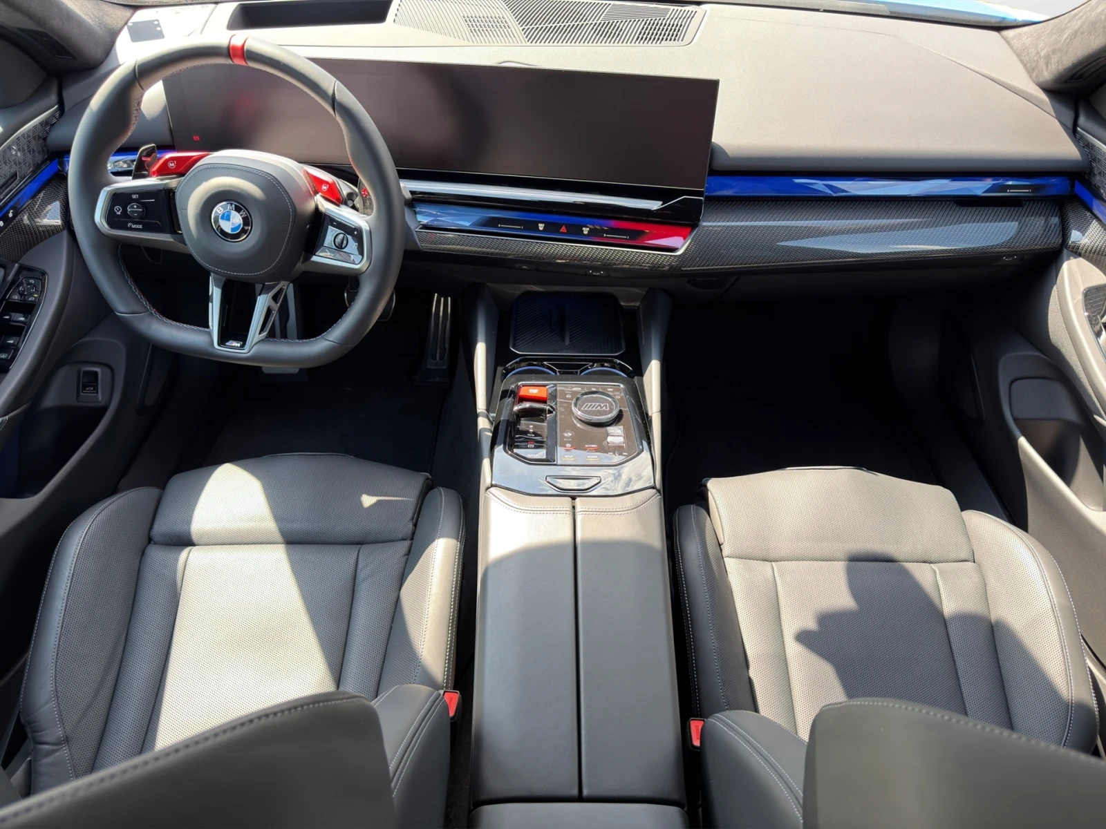 BMW M5 Sedan, снимка 7 - Автомобили и джипове - 53118301