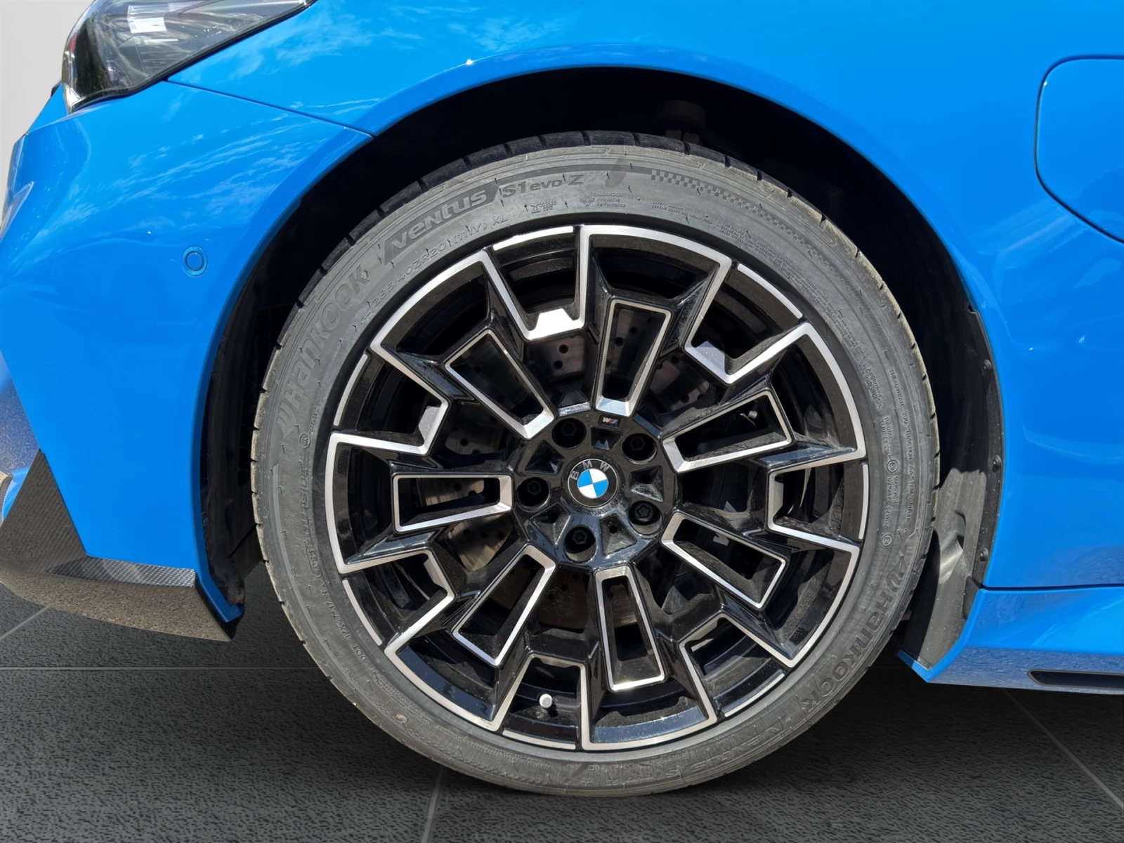 BMW M5 Sedan, снимка 5 - Автомобили и джипове - 53118301