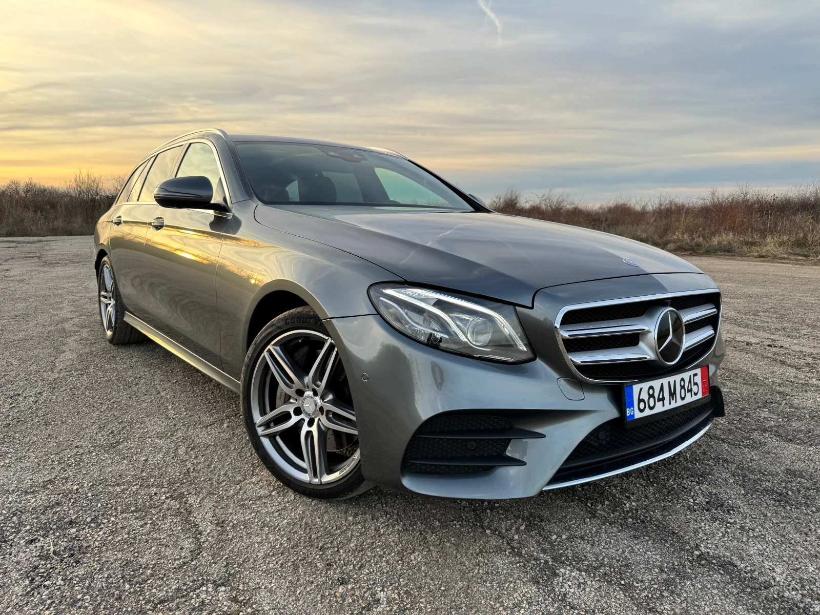 Mercedes-Benz E 400 AMG пълен пакет FUL, снимка 3 - Автомобили и джипове - 53717665