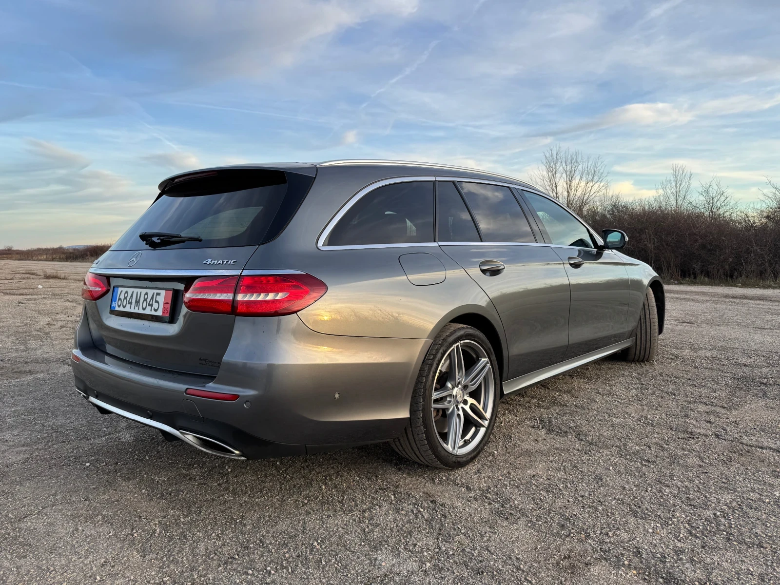 Mercedes-Benz E 400 AMG пълен пакет FUL, снимка 4 - Автомобили и джипове - 53717665