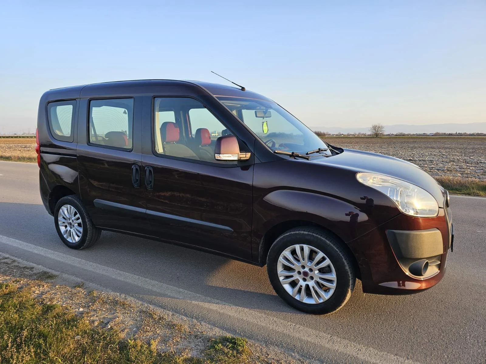 Fiat Doblo Fiat Doblo 1.4i-95кс. + Нова ГАЗ- BRC, снимка 7 - Автомобили и джипове - 53866114