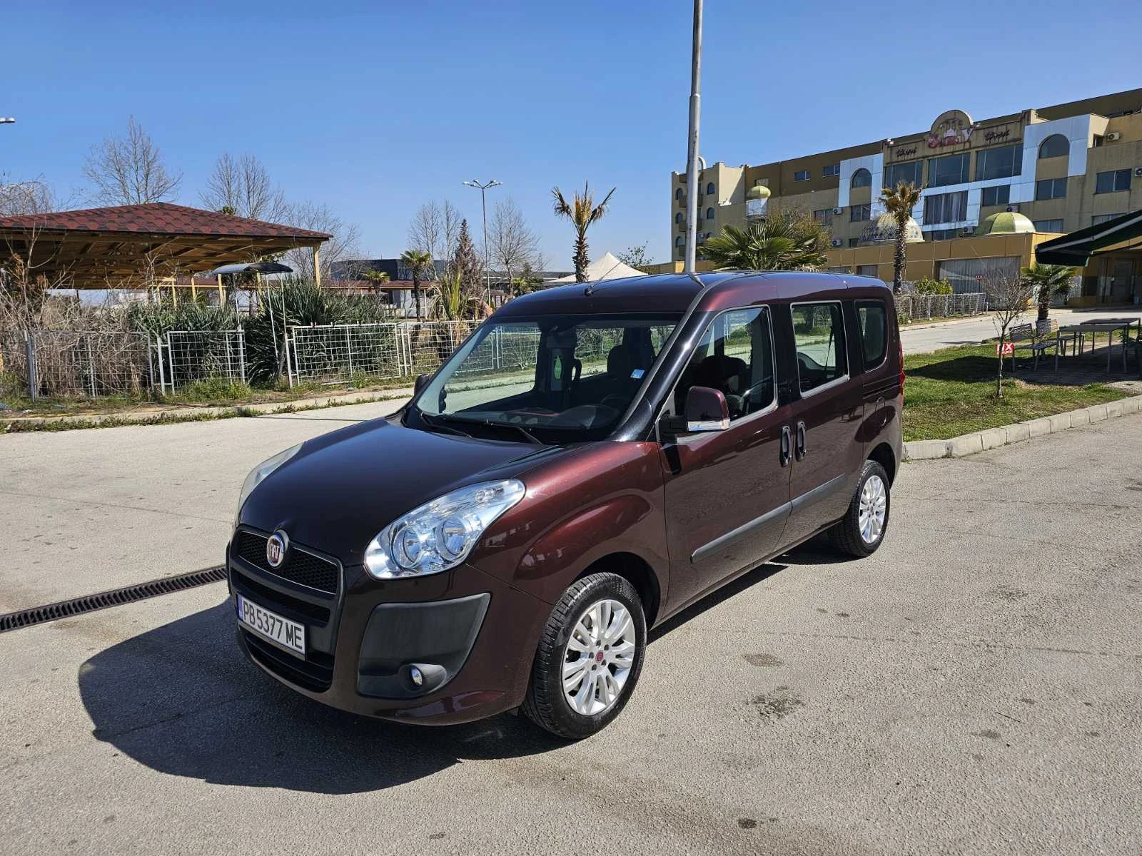 Fiat Doblo Fiat Doblo 1.4i-95кс. + Нова ГАЗ- BRC, снимка 3 - Автомобили и джипове - 53866114