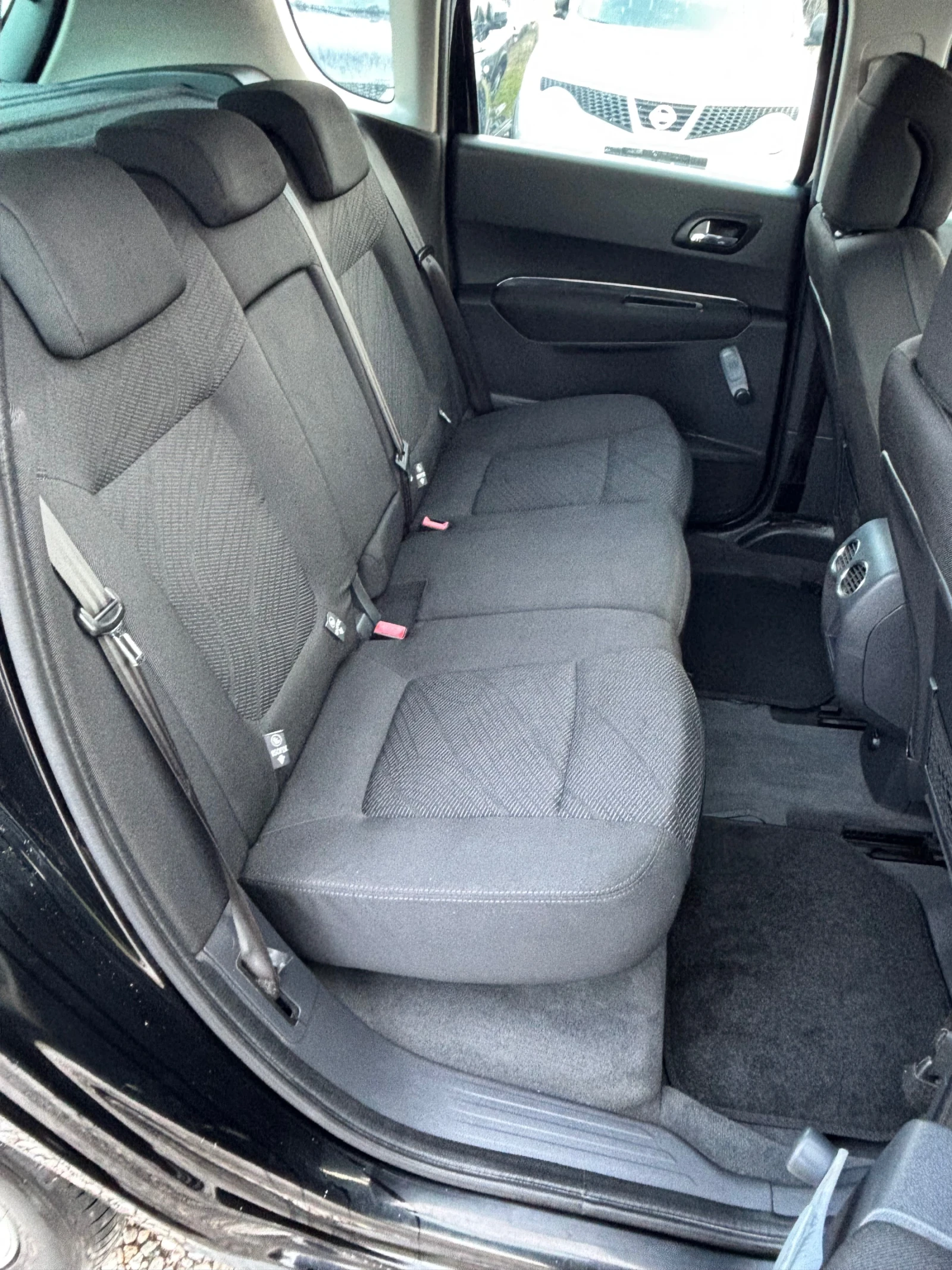 Peugeot 3008 1.6HDI/Италия/109коня, снимка 12 - Автомобили и джипове - 53879286