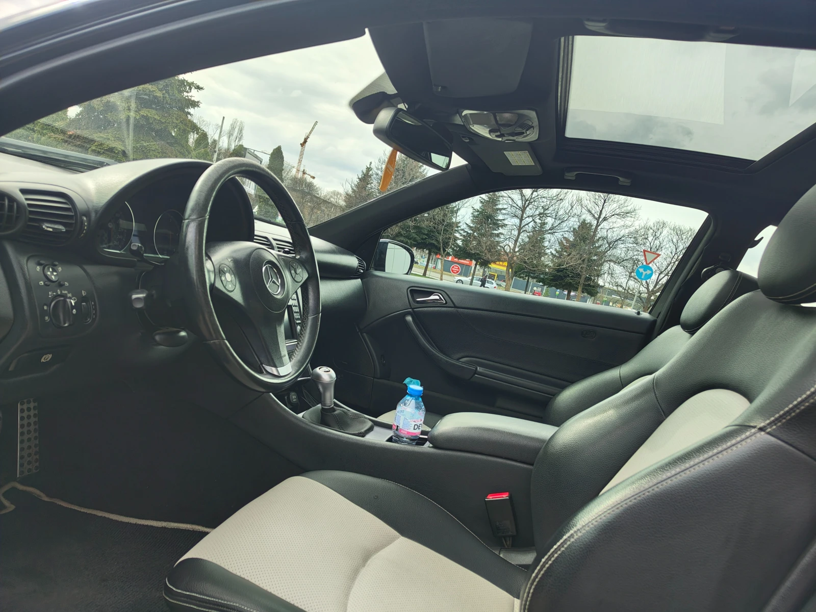 Mercedes-Benz CLC 220, снимка 13 - Автомобили и джипове - 53954075