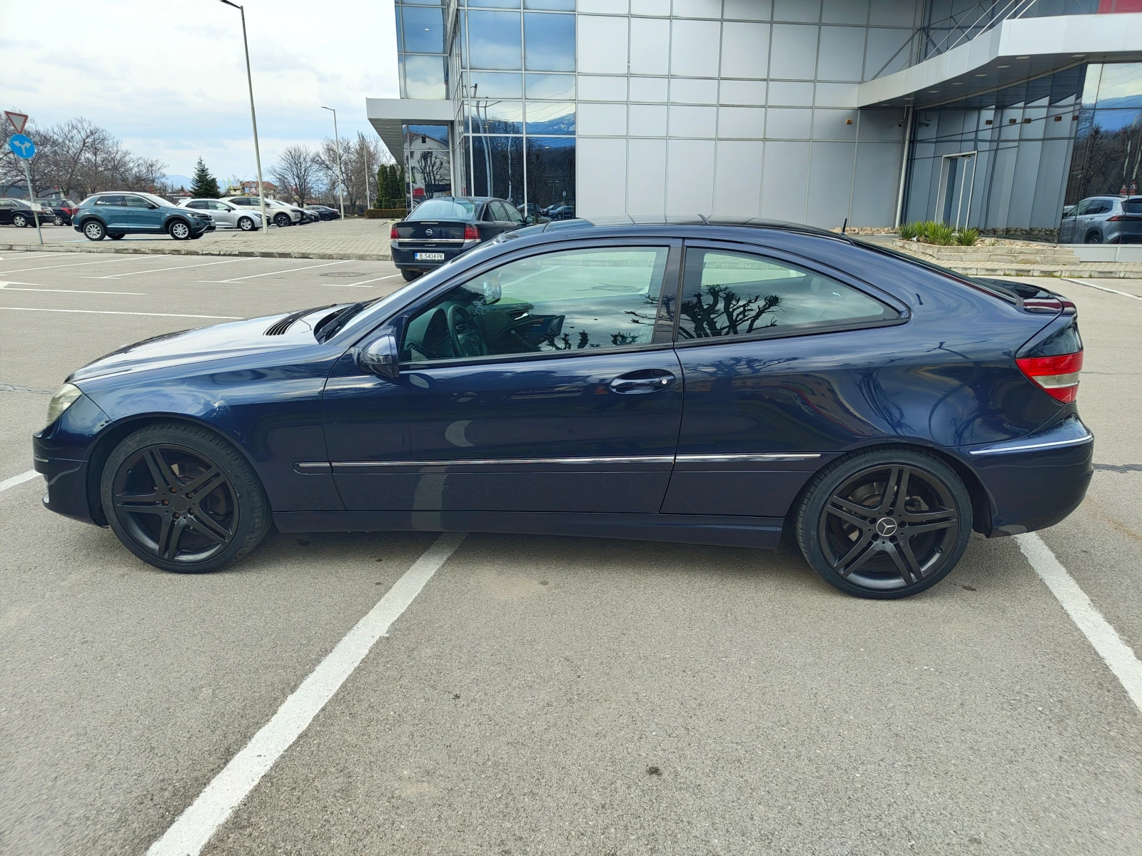 Mercedes-Benz CLC 220, снимка 2 - Автомобили и джипове - 53954075