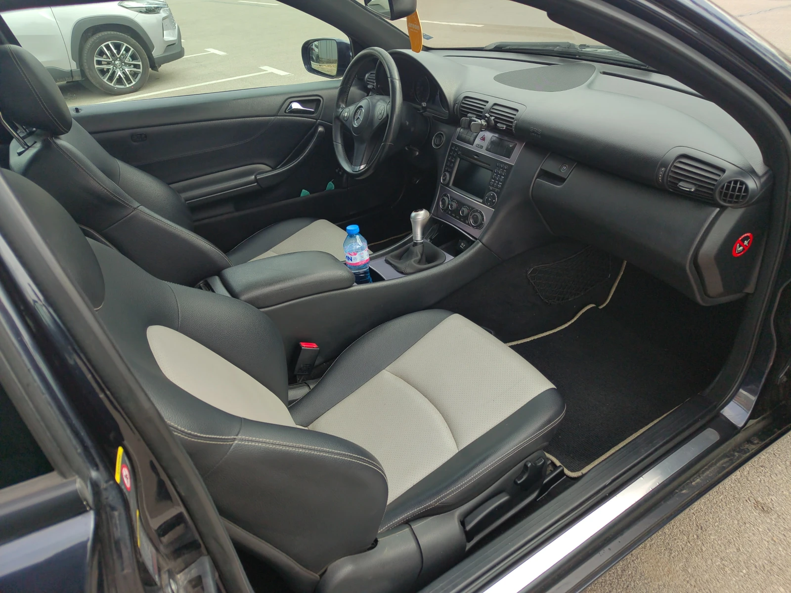 Mercedes-Benz CLC 220, снимка 11 - Автомобили и джипове - 53954075