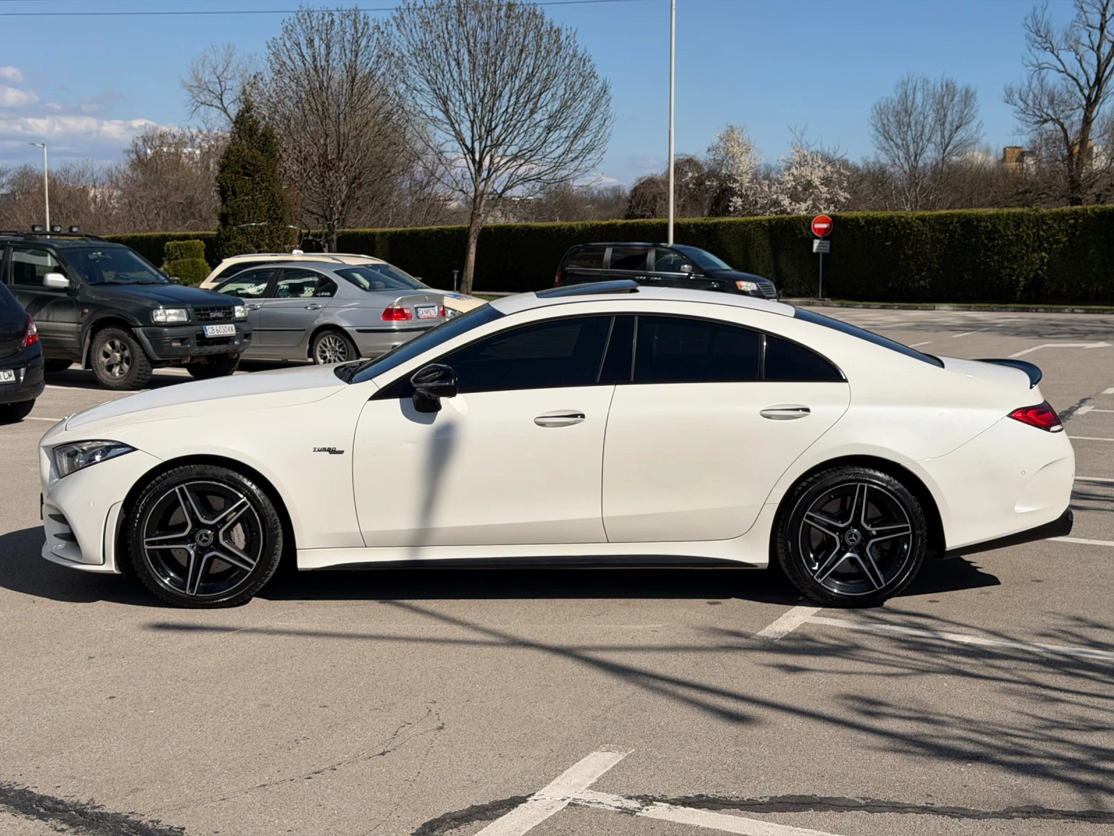 Mercedes-Benz CLS 450 53 AMG pack* Burmester* keyless* камера360* перфек, снимка 4 - Автомобили и джипове - 54110219