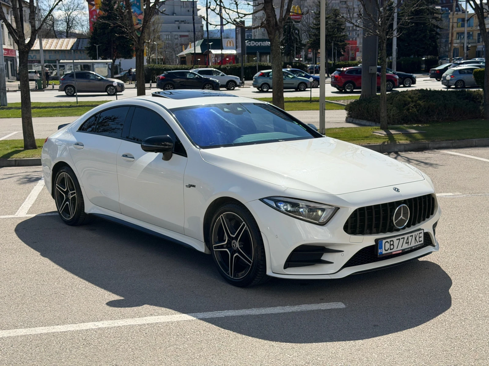 Mercedes-Benz CLS 450 53 AMG pack* Burmester* keyless* камера360* перфек, снимка 2 - Автомобили и джипове - 54110219