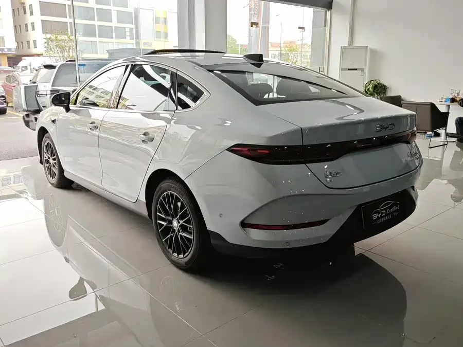 BYD Qin Plus EV FWD 57.6KWH | Mobile.bg � ����������� 7