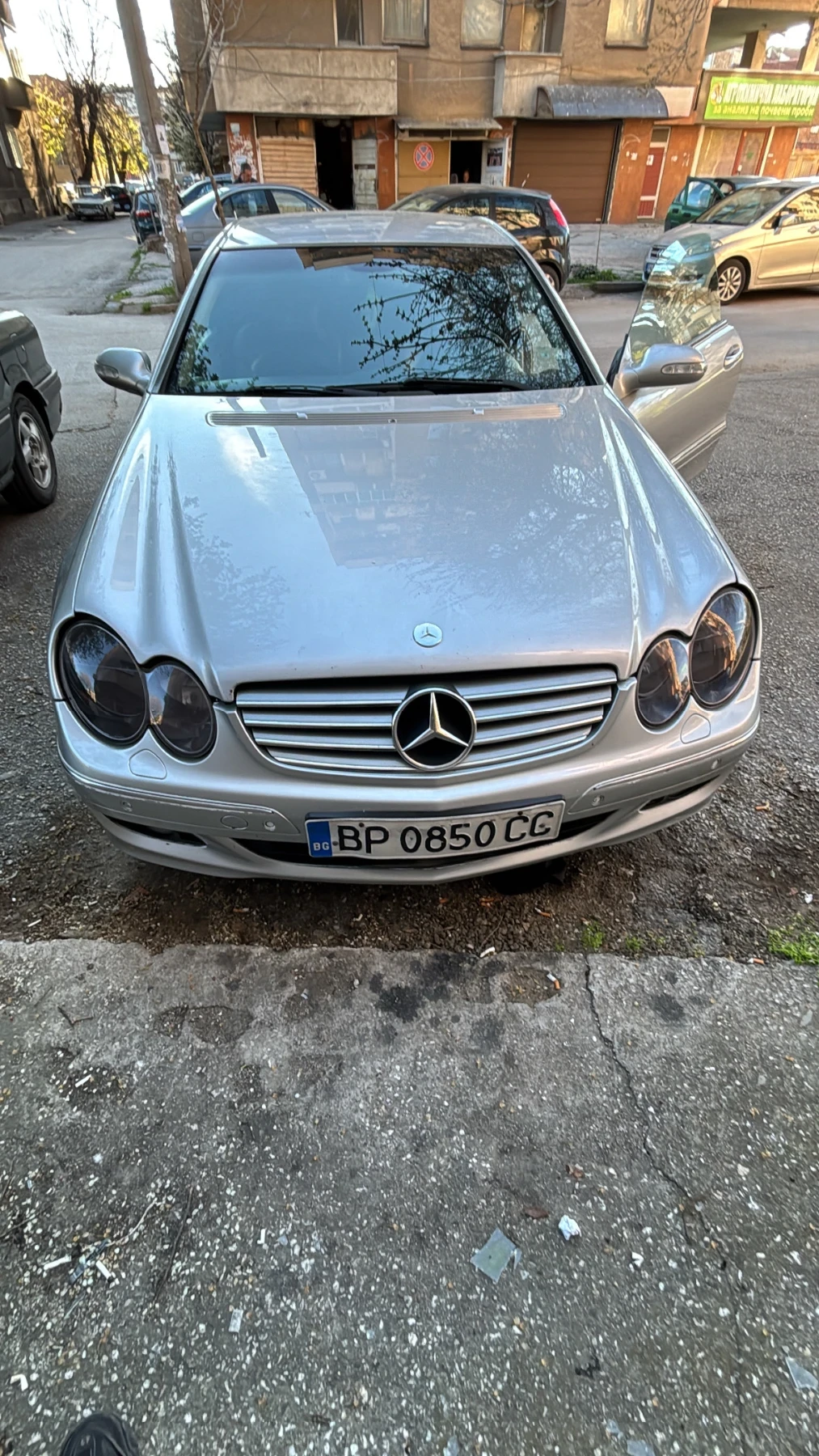 Mercedes-Benz CLK, снимка 2 - Автомобили и джипове - 54384983