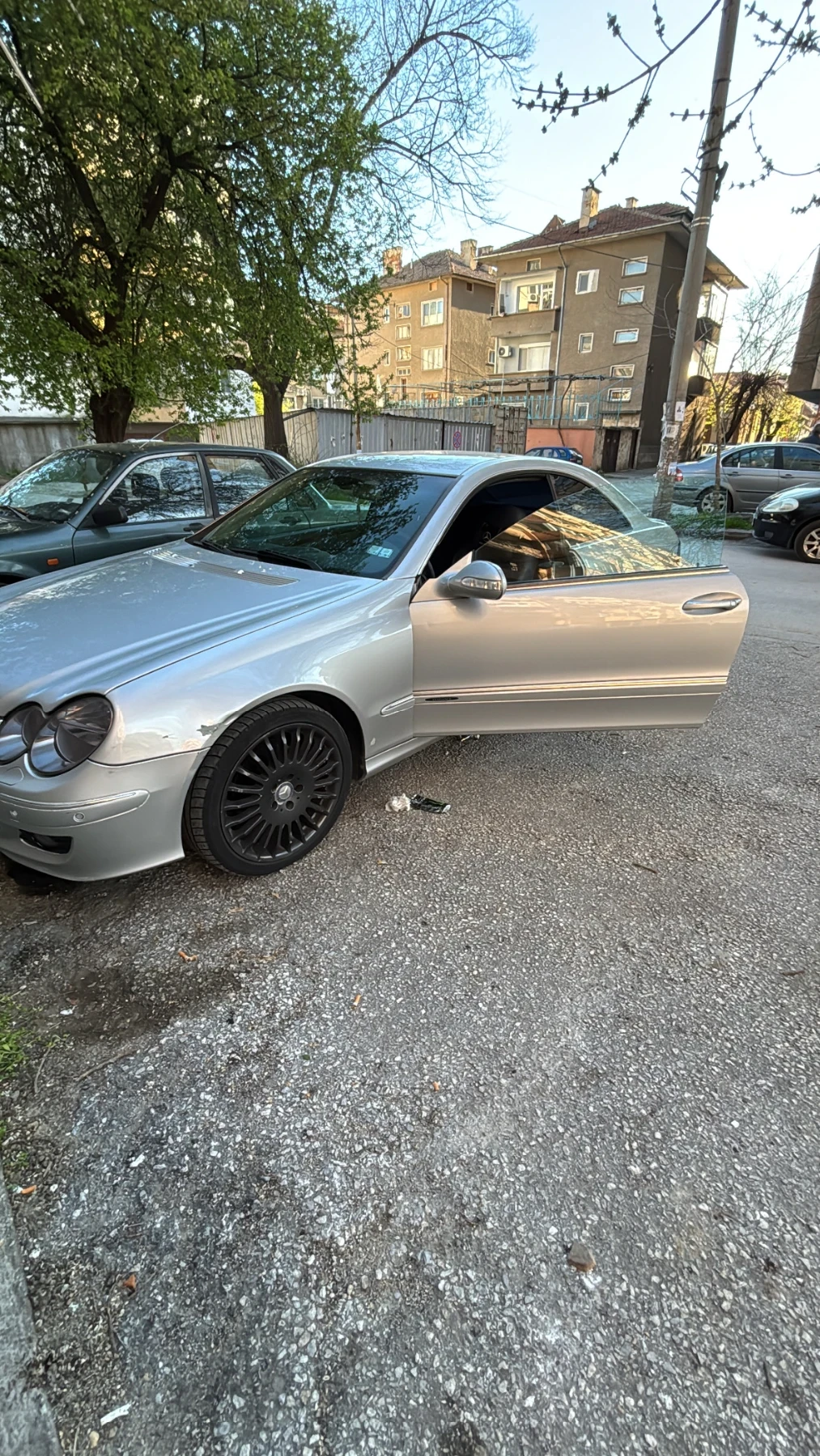 Mercedes-Benz CLK, снимка 3 - Автомобили и джипове - 54384983