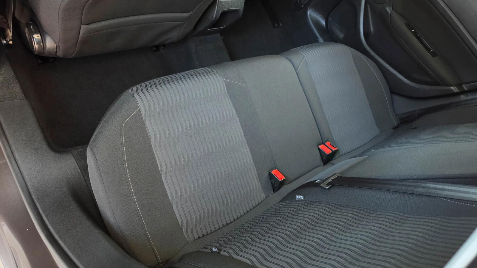 Peugeot 308 1.6* HDI* LED* Камера, снимка 11 - Автомобили и джипове - 54477035