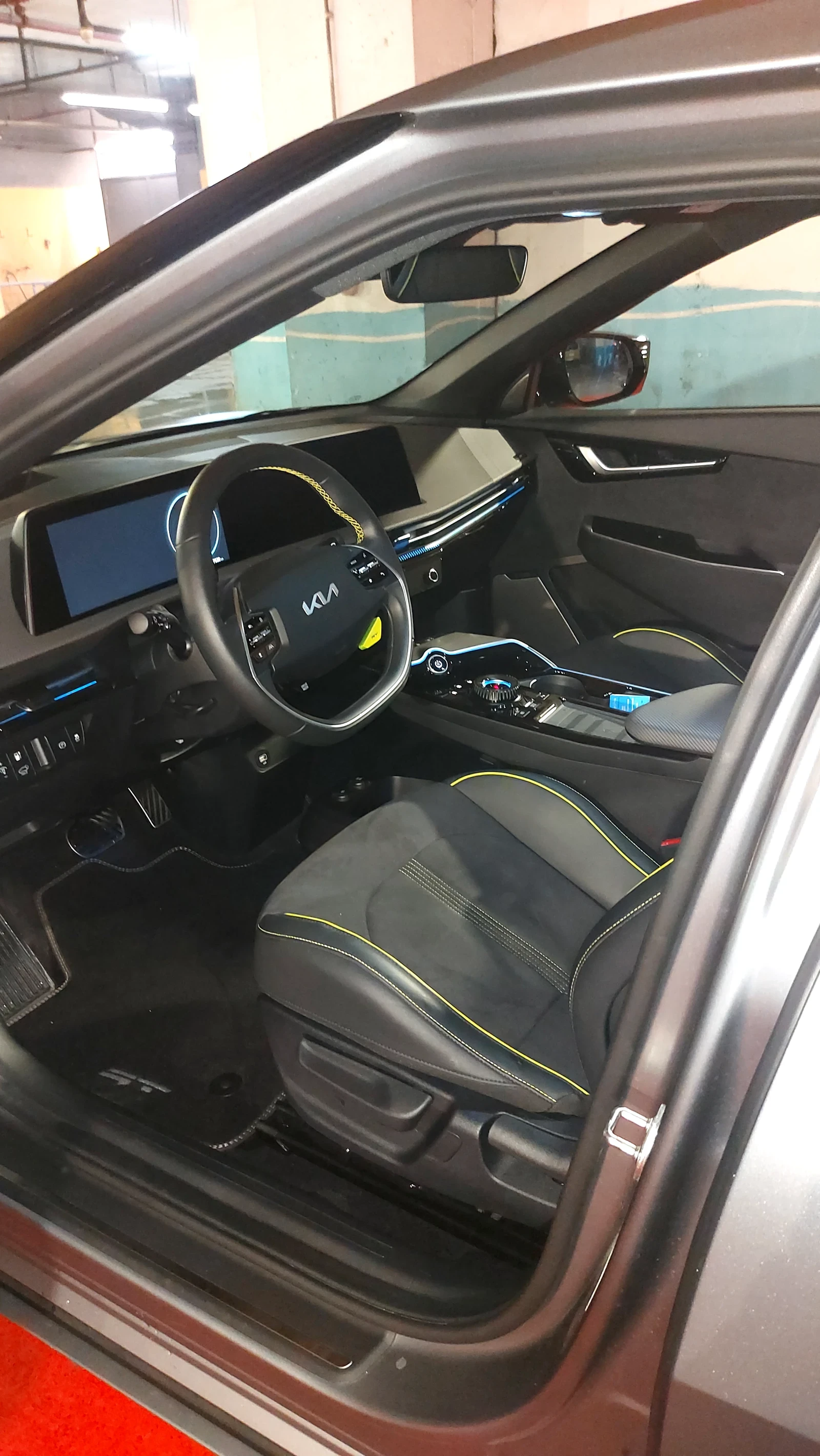 Kia EV6  GT, снимка 10 - Автомобили и джипове - 54530594