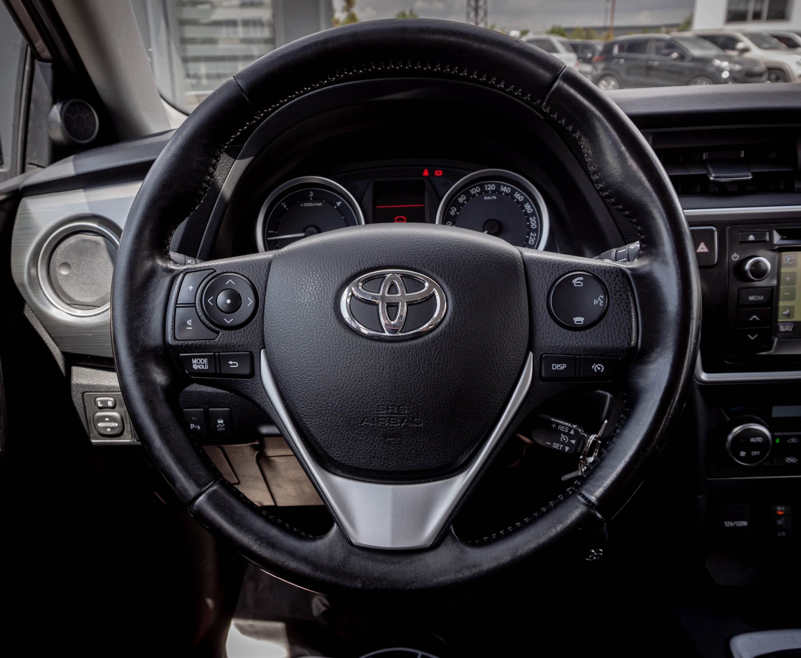 Toyota Auris 2.0 D-4D СУПЕР СЪСТОЯНИЕ! С ГАРАНЦИЯ! , снимка 9 - Автомобили и джипове - 54635128