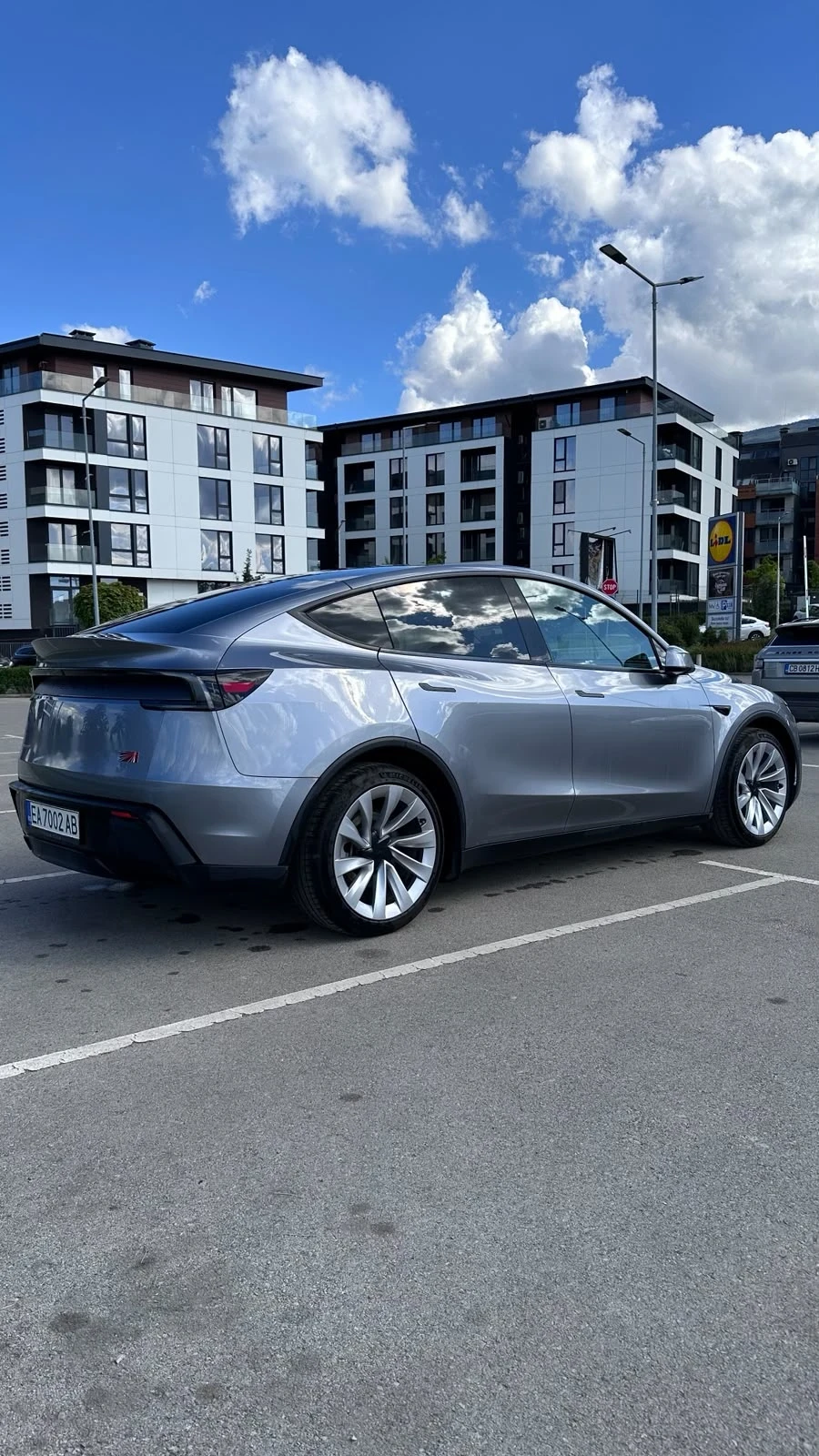 Tesla Y Juniper Dual Motor/Long Range, снимка 5 - Автомобили и джипове - 54750464