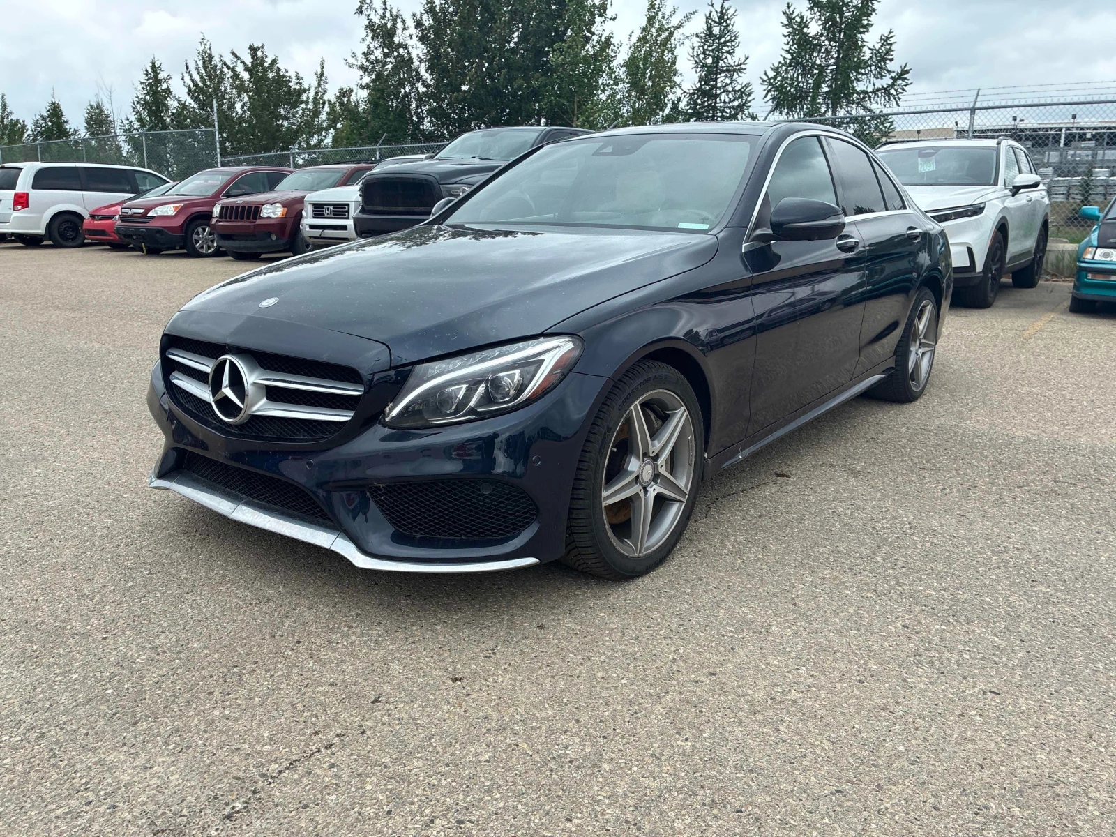 Mercedes-Benz C 300 * * CARFAX * * АВТО КРЕДИТ * * , снимка 1 - Автомобили и джипове - 54874372