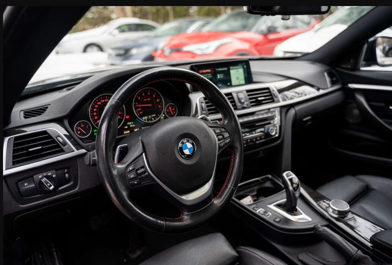 BMW 330 xDrive* 90к км* SPORT* HUD* CAM* HARMAN* , снимка 6 - Автомобили и джипове - 54972336