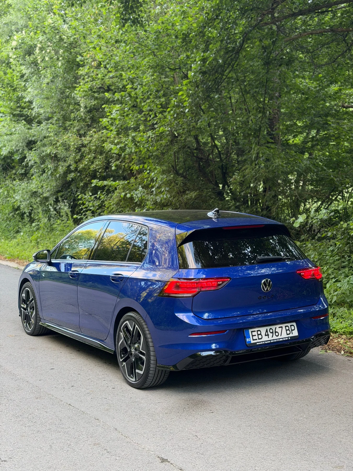 VW Golf 2.0TDI R-LINE BLACK STYLE HUD H/K IQ LIGHTS, снимка 4 - Автомобили и джипове - 55236119