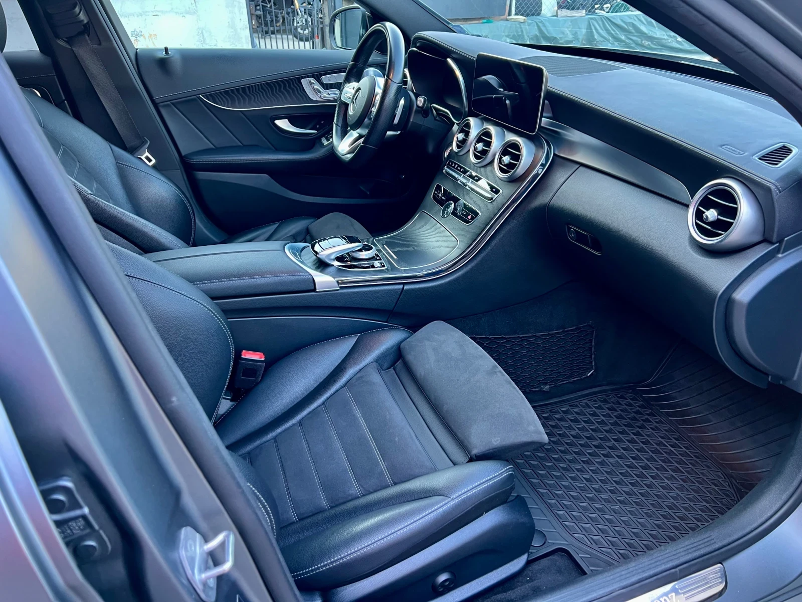 Mercedes-Benz C 300 D EQ Power Plug-in-Hybrid , снимка 8 - Автомобили и джипове - 55420270