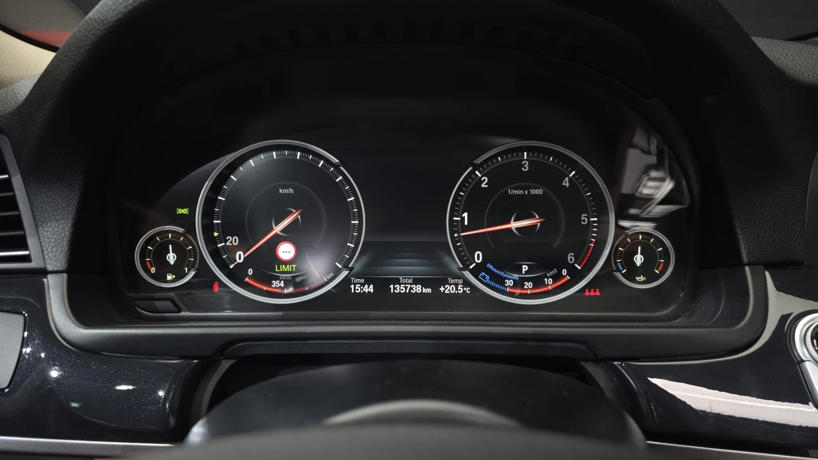 BMW 530 D X Drive M Aerodynamic, снимка 9 - Автомобили и джипове - 55446549