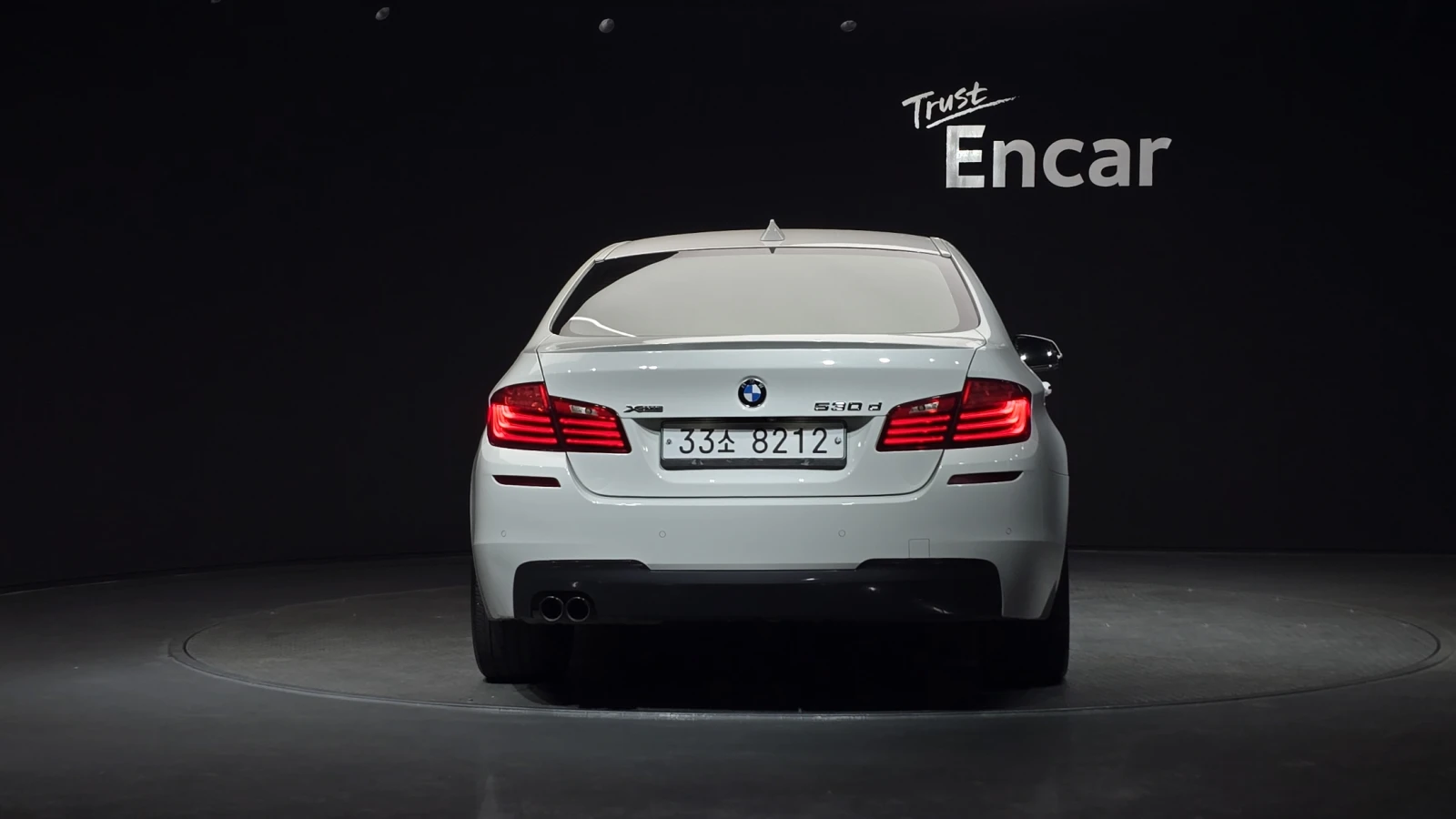 BMW 530 D X Drive M Aerodynamic, снимка 4 - Автомобили и джипове - 55446549