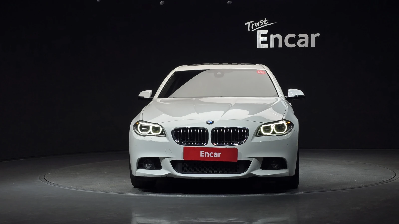 BMW 530 D X Drive M Aerodynamic, снимка 2 - Автомобили и джипове - 55446549