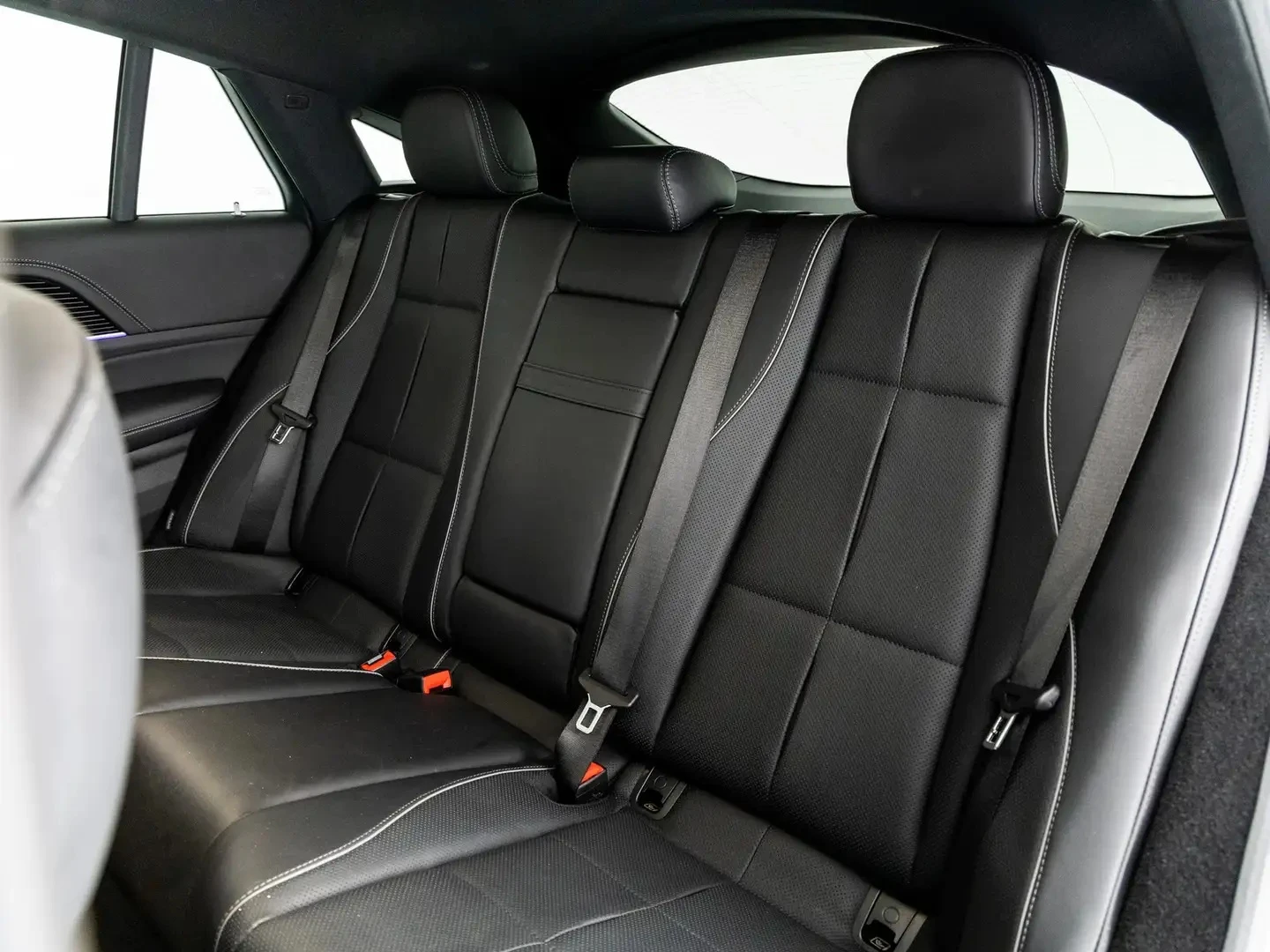Mercedes-Benz GLE 450 d 4MATIC AMG-Line, снимка 8 - Автомобили и джипове - 56297757