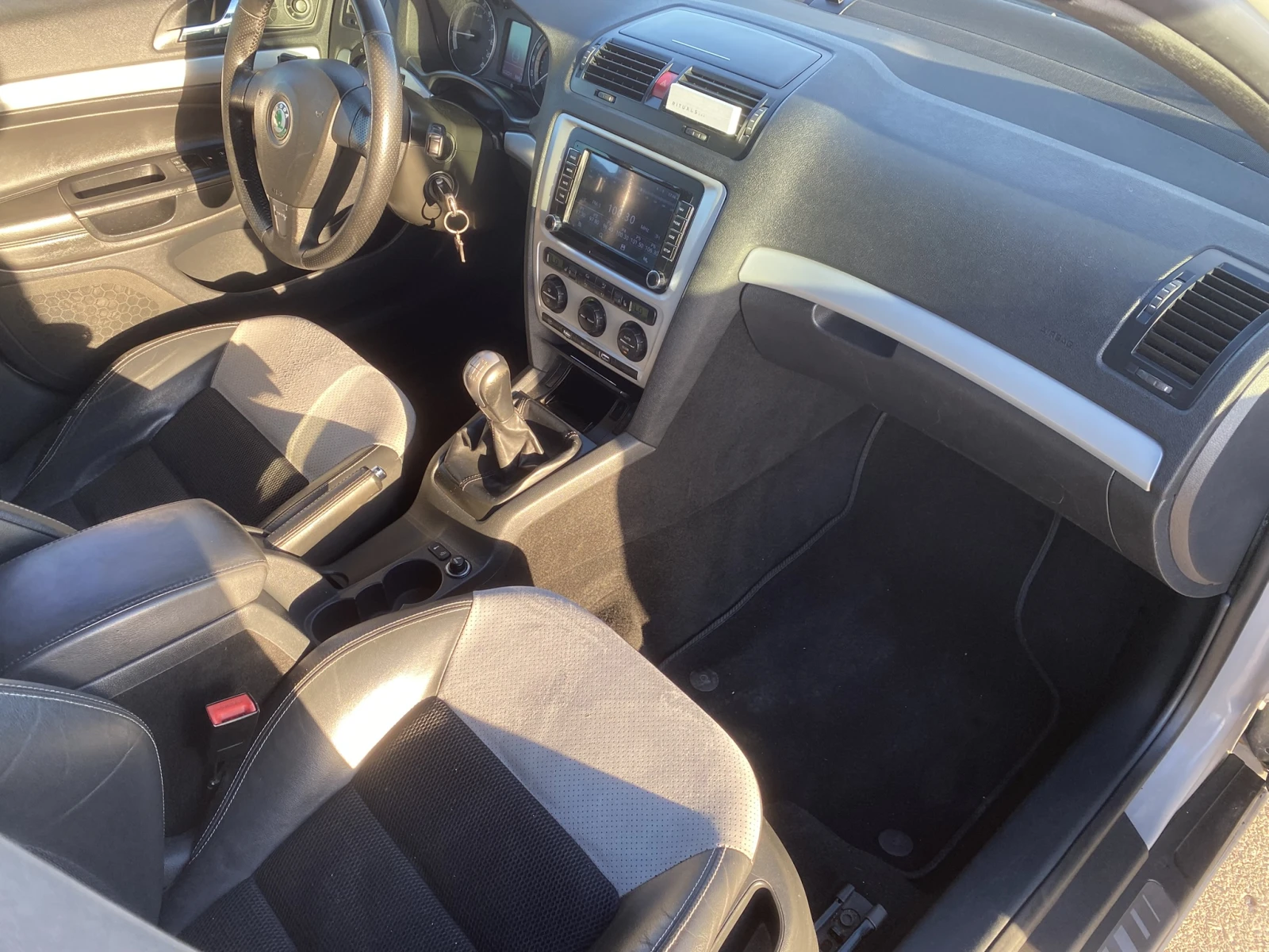 Skoda Octavia VRS, снимка 10 - Автомобили и джипове - 56363050