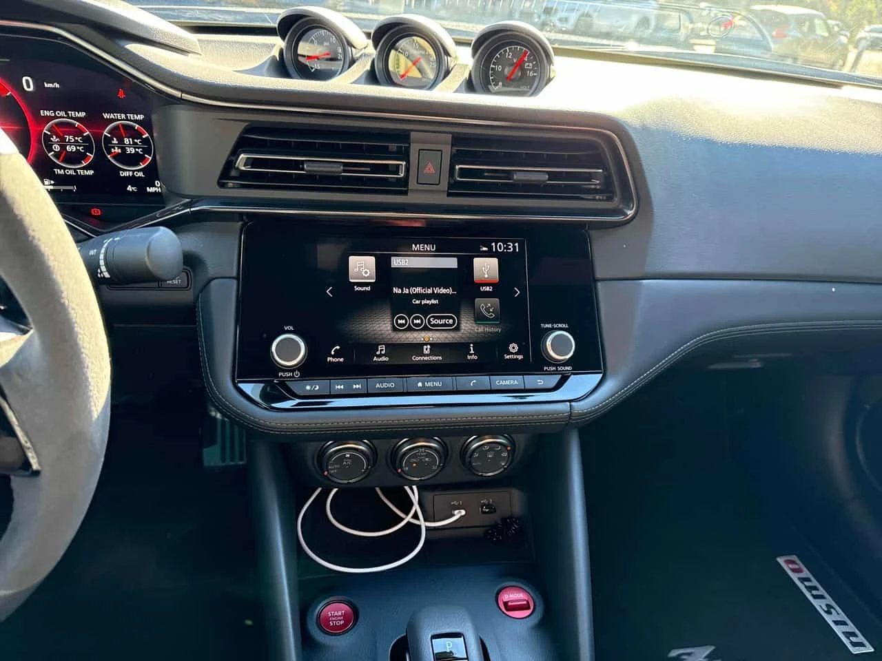Nissan 370Z Z NISMO  CARFAX | Mobile.bg � ����������� 9