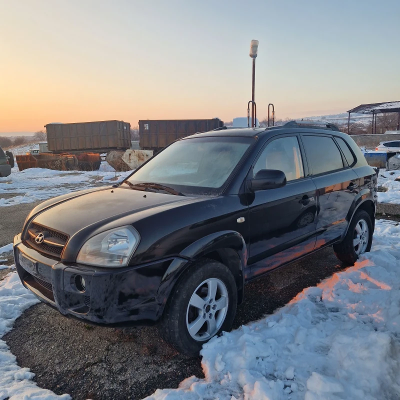 Hyundai Tucson 2.0, снимка 1 - Автомобили и джипове - 48708264