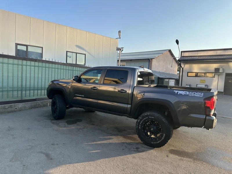 Toyota Tacoma ПРОДАДЕНА, снимка 4 - Автомобили и джипове - 52187077
