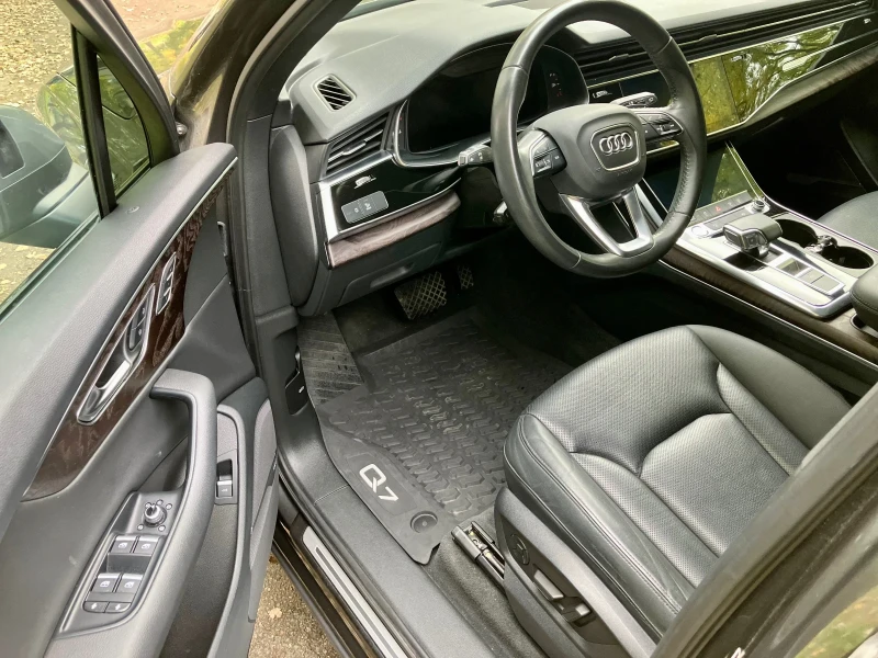 Audi Q7 Premium Plus 55TFSI Distronic/Line/360, снимка 8 - Автомобили и джипове - 52100431