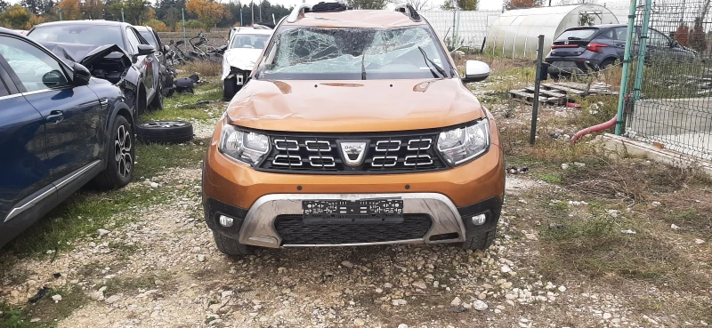 Dacia Duster 1.5 dci, снимка 3 - Автомобили и джипове - 52105797