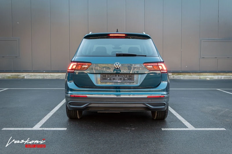 VW Tiguan 2.0 TDI, снимка 5 - Автомобили и джипове - 52848690
