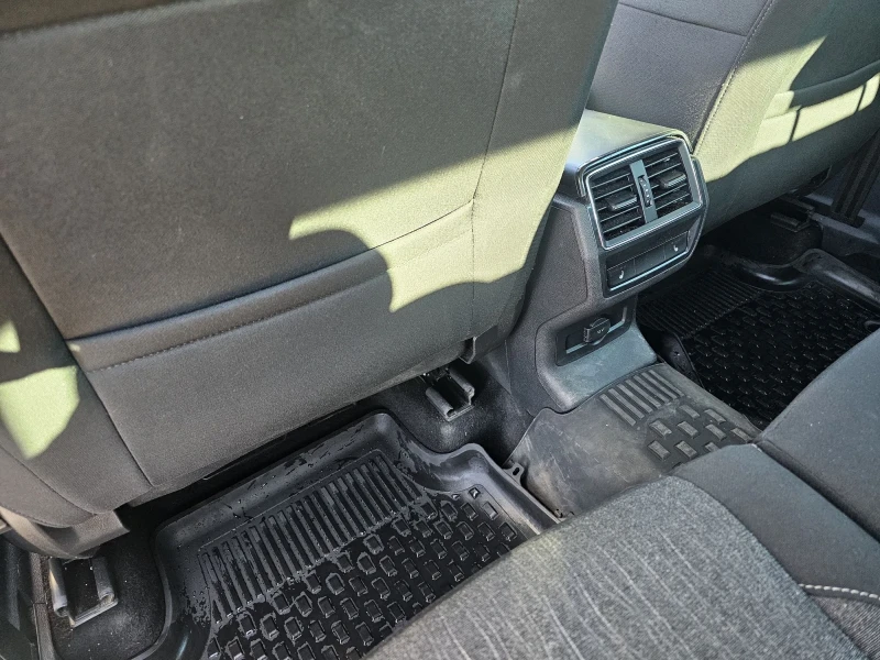 Skoda Karoq 2.0 TDI, 4X4, 7 DSG, снимка 8 - Автомобили и джипове - 53098999