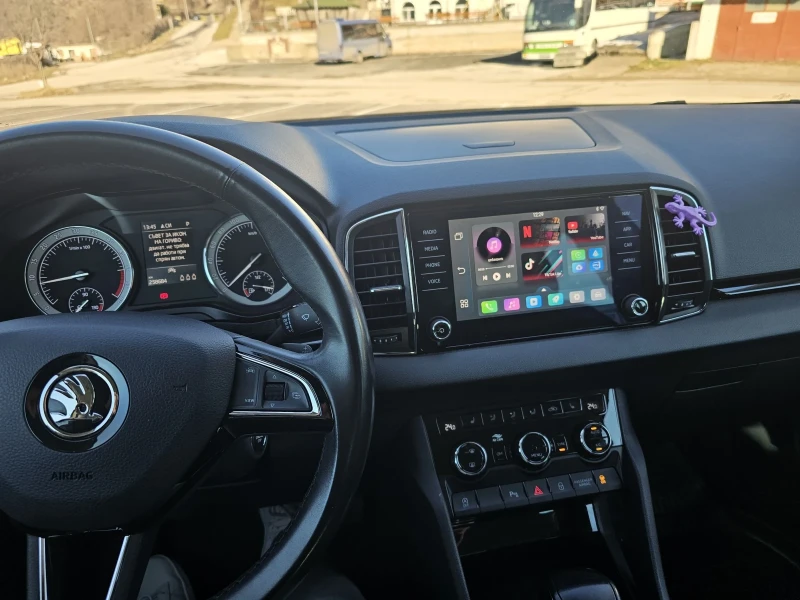 Skoda Karoq 2.0 TDI, 4X4, 7 DSG, снимка 6 - Автомобили и джипове - 53098999