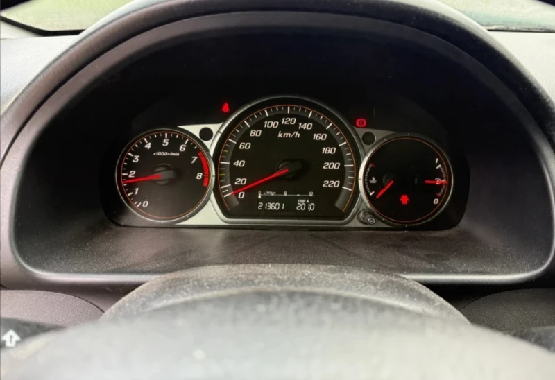 Honda Cr-v 2.0 i, снимка 10 - Автомобили и джипове - 53212453