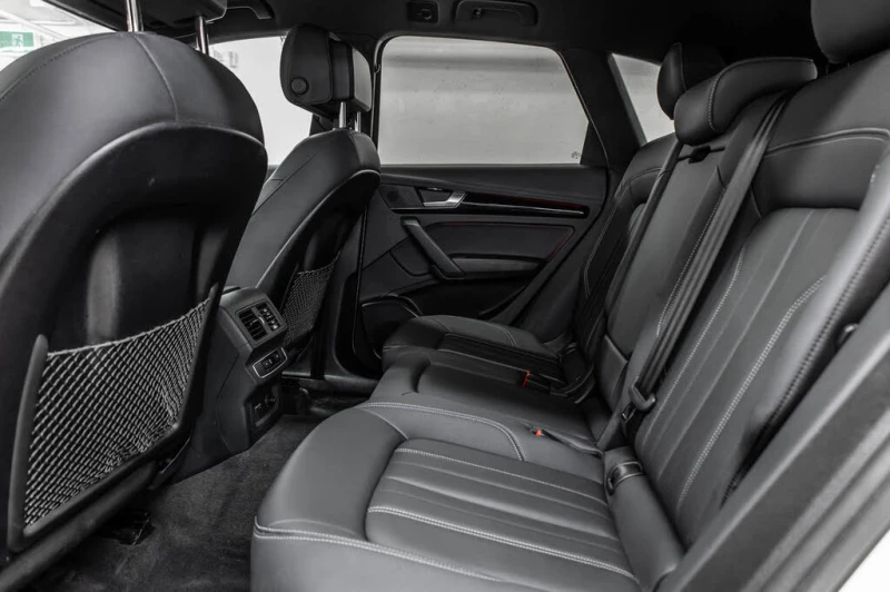 Audi Q5 Komfort* 45TFSI* АвтоКредит* (ЦЕНА ДО БГ), снимка 16 - Автомобили и джипове - 53375293