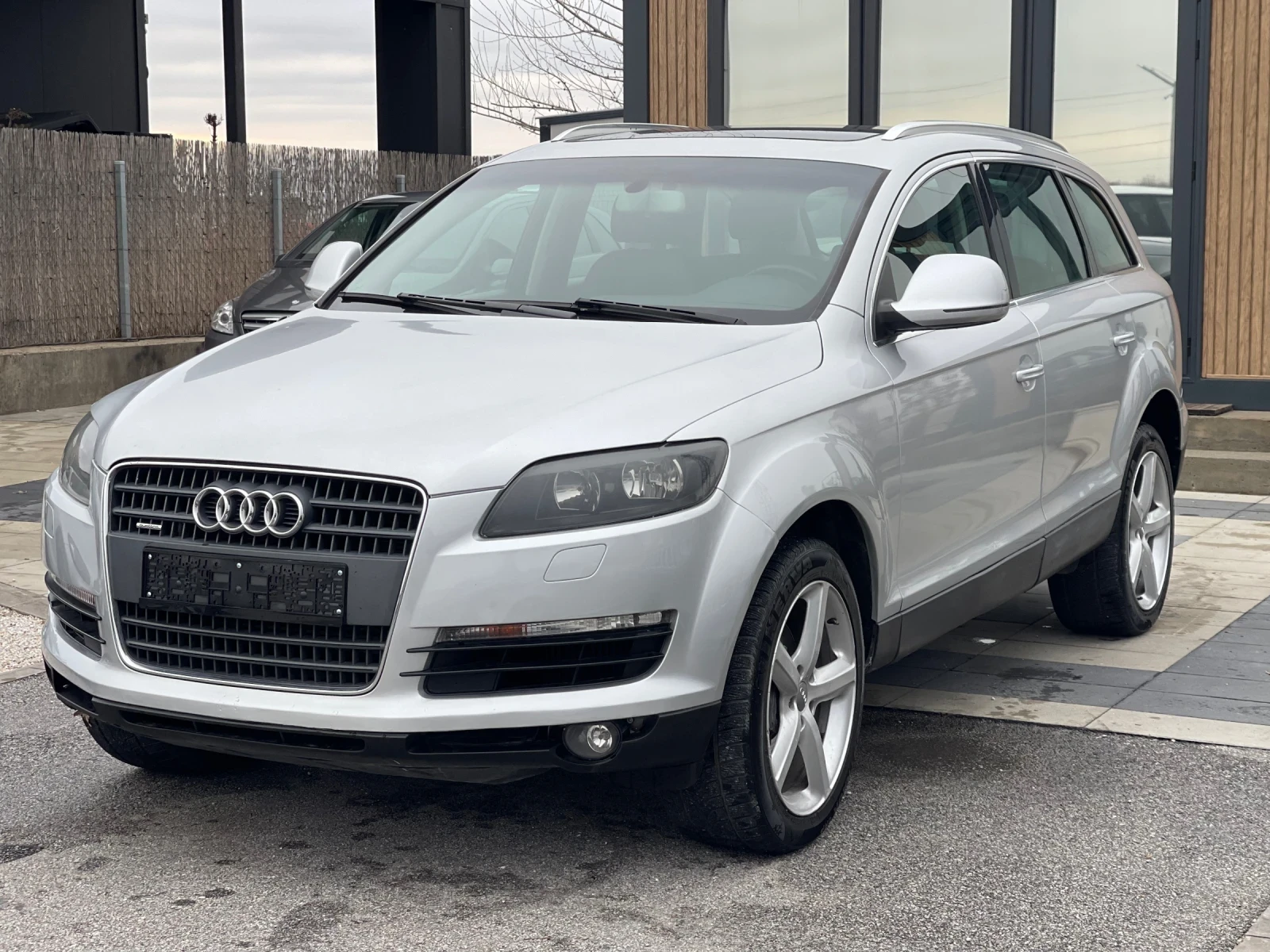 Audi Q7 - [1] 