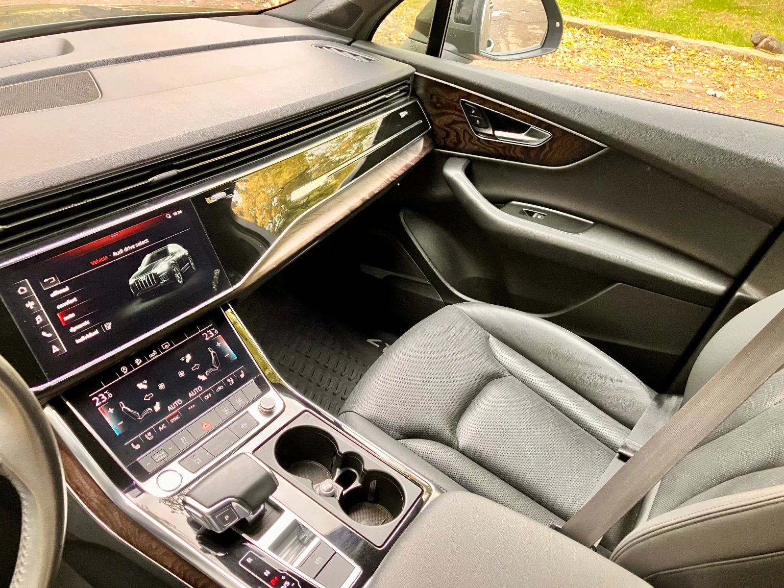 Audi Q7 Premium Plus 55TFSI Distronic/Line/360 | Mobile.bg   11