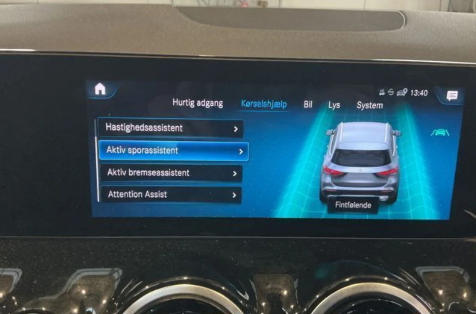 Mercedes-Benz GLA 220 220 d.Kamera.Led.Navi, снимка 6 - Автомобили и джипове - 53719792