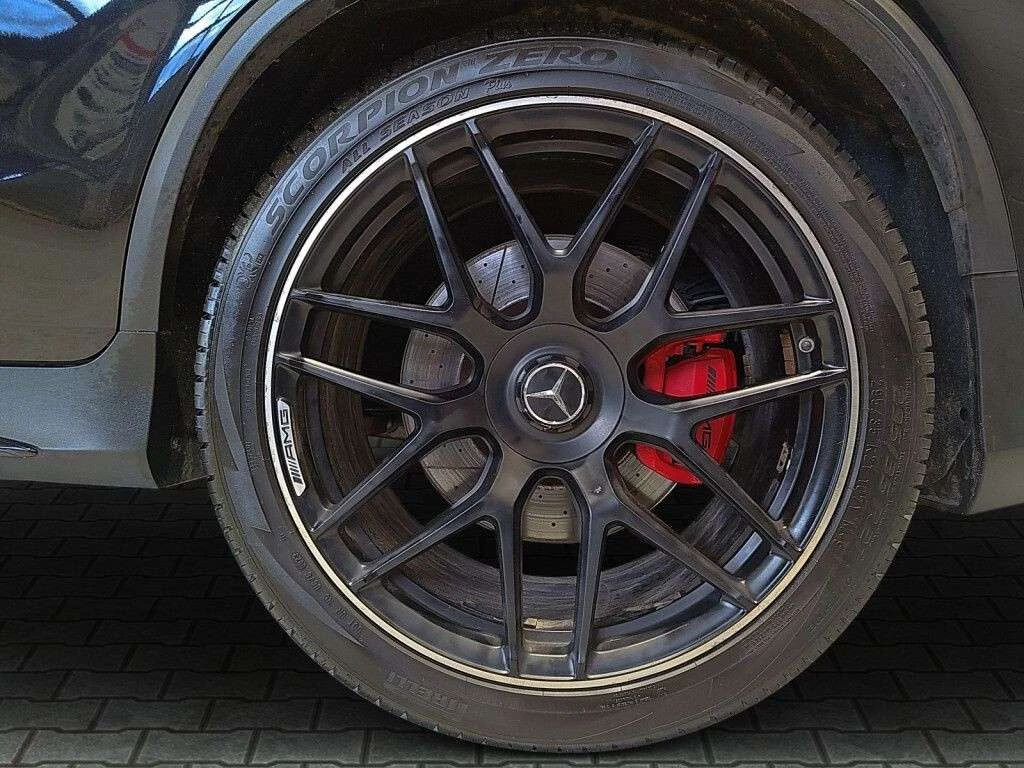 Mercedes-Benz GLC 63 AMG AMG GLC 63S 4MATIC / ЧЕРВЕНА КОЖА / ПАНОРАМА / , снимка 6 - Автомобили и джипове - 54900483