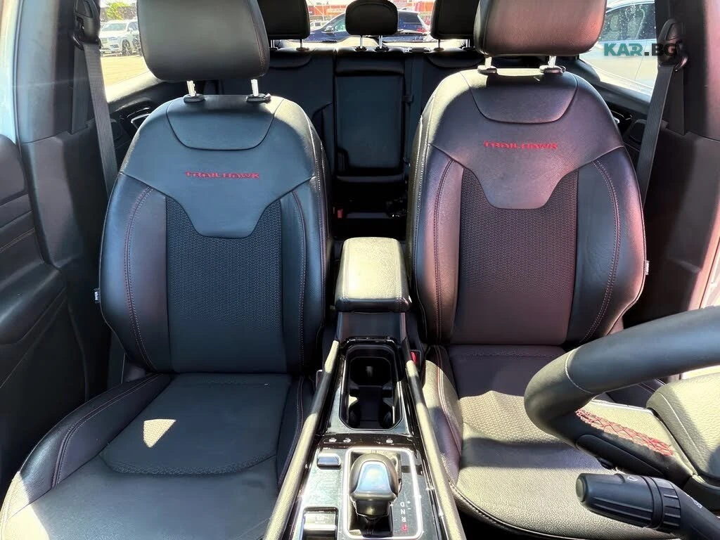 Jeep Compass Trailhawk* AвтоКредит * (ЦЕНА ДО БГ), снимка 12 - Автомобили и джипове - 54932569