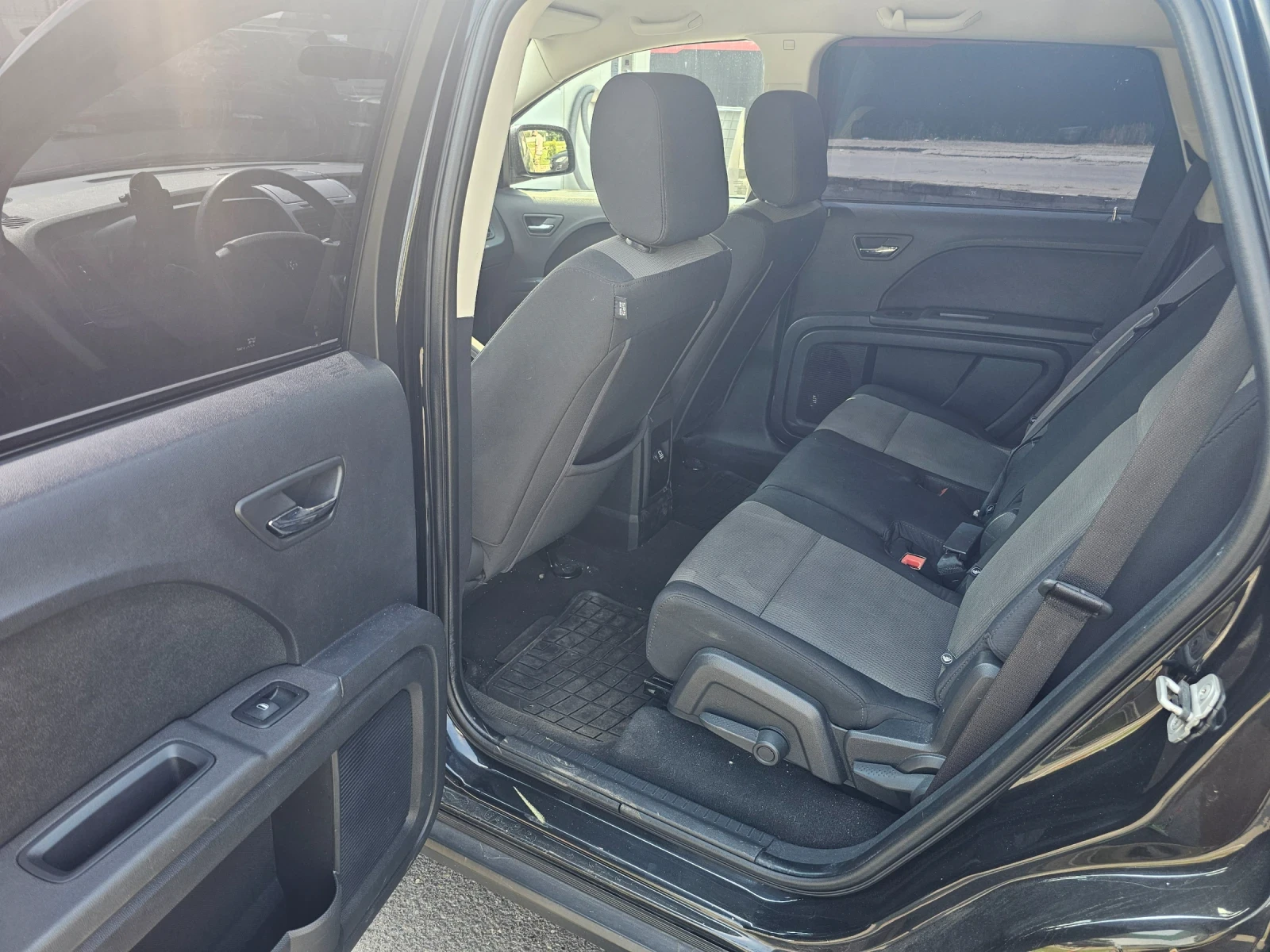 Dodge Journey, снимка 10 - Автомобили и джипове - 55072690