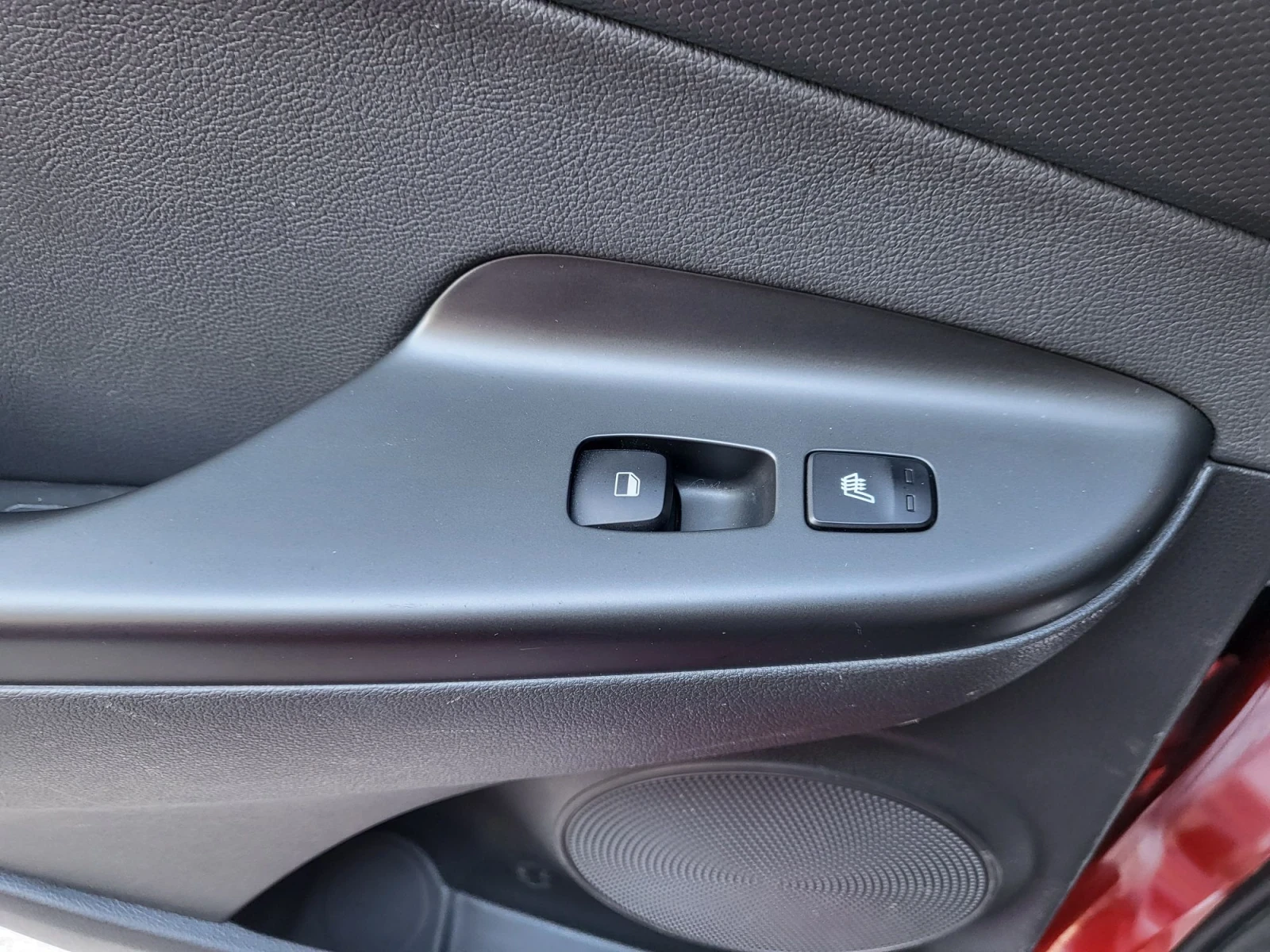 Hyundai Kona 64 KW, снимка 15 - Автомобили и джипове - 56075598