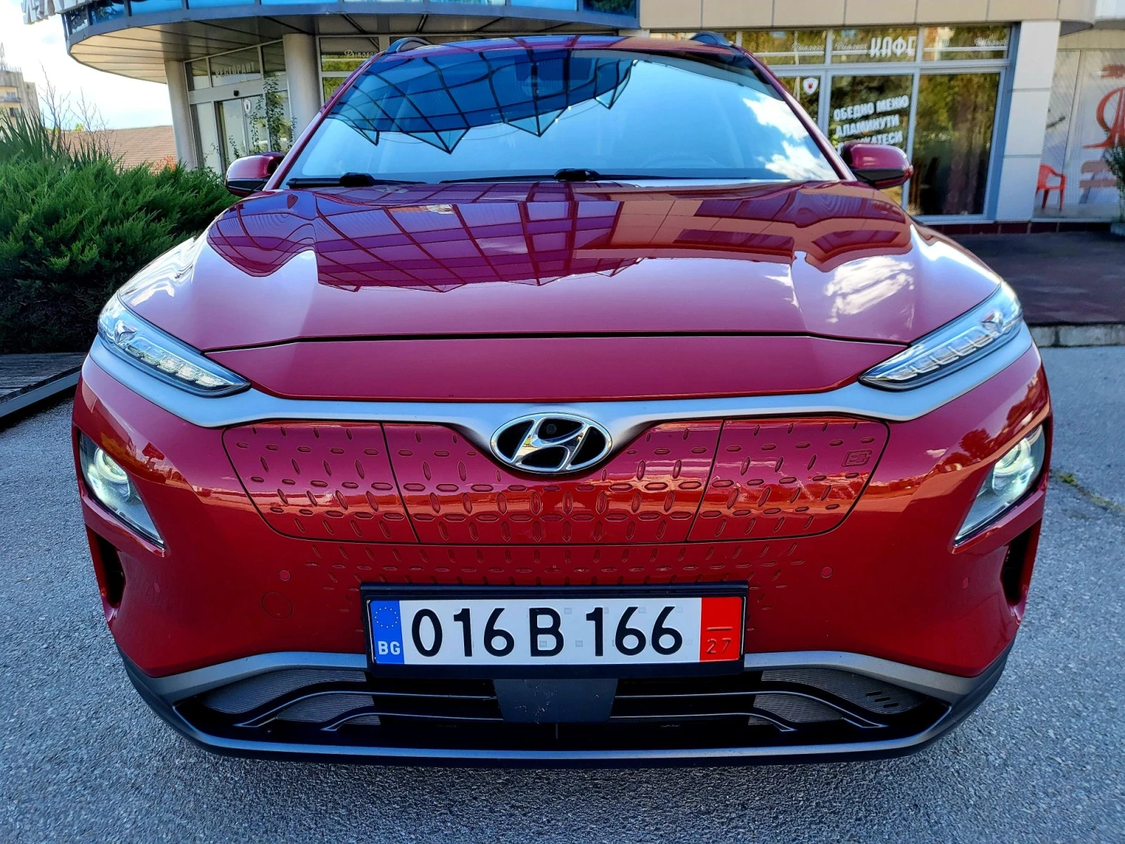 Hyundai Kona 64 KW, снимка 9 - Автомобили и джипове - 56075598