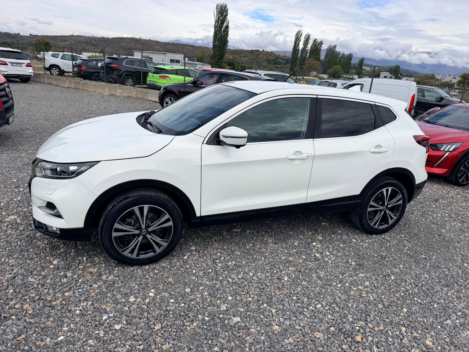 Nissan Qashqai 1.2 N-CONNECTA | Mobile.bg � ����������� 4