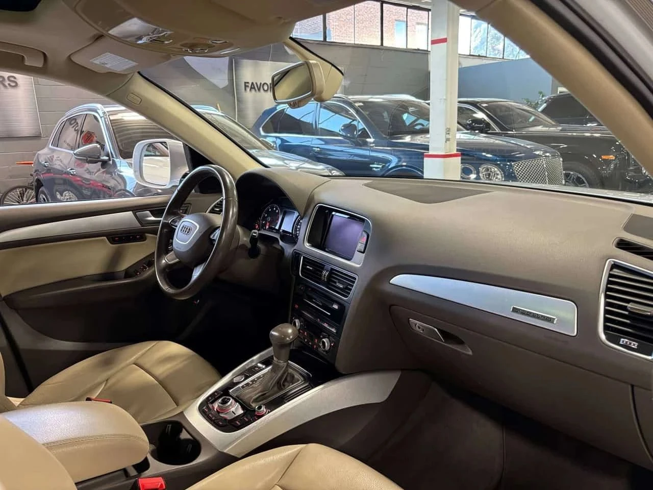 Audi Q5, снимка 10 - Автомобили и джипове - 56724961